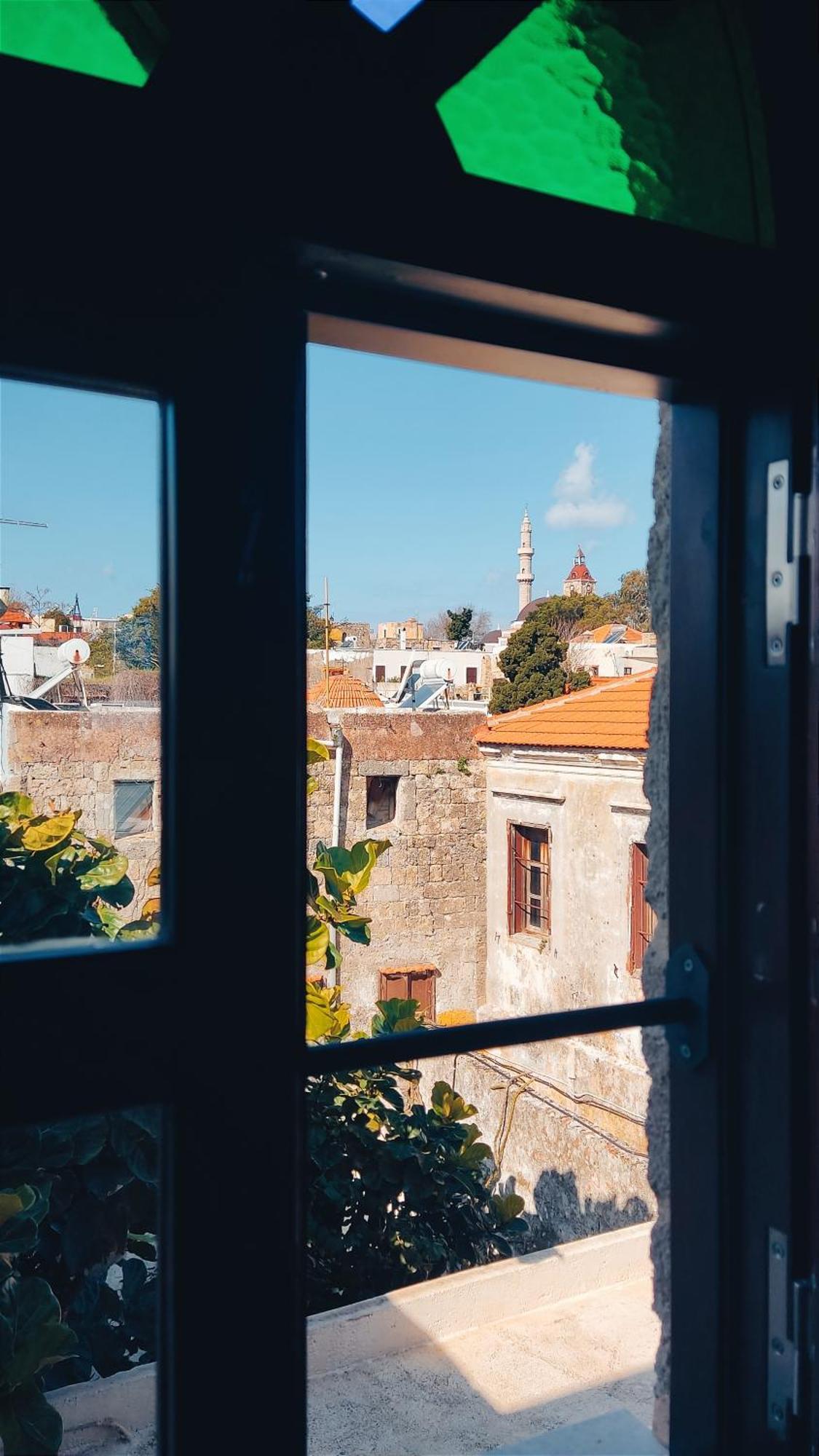 Mandorla * Rhodes City