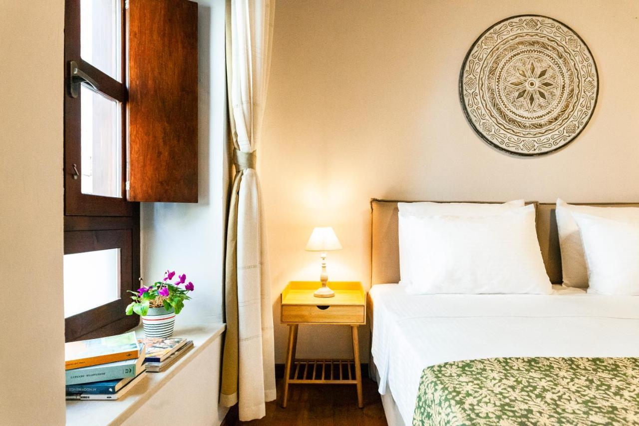 Mandorla Aparthotel