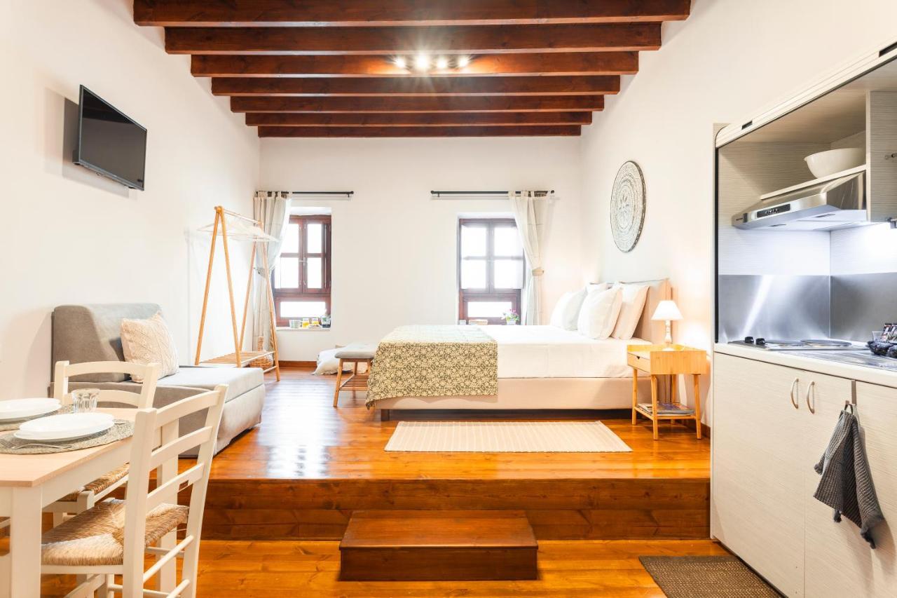 Mandorla Aparthotel